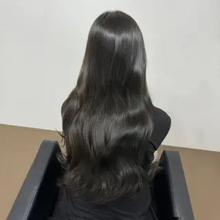 カラー ロング ioe 元町のヘアスタイル