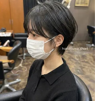 ショート 落合 ちりのヘアスタイル