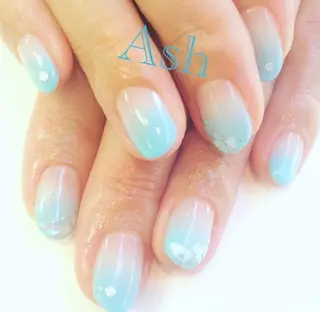 ネイル 🩵NORIKO 上品ネイルが得意🩵のネイルデザイン