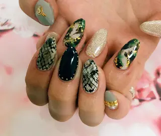 ネイル a yakaのネイルデザイン