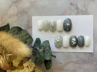 ネイル M. KOTOMIのネイルデザイン