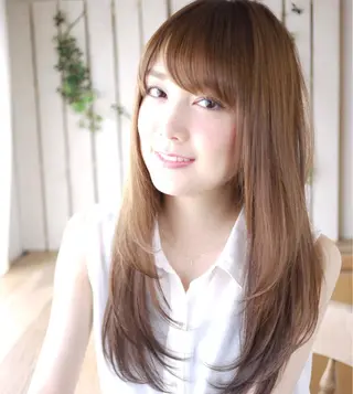 ロング カラー Heart's所属・若杉 諒のヘアスタイル