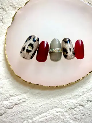 ネイル 7e. Nailのネイルデザイン