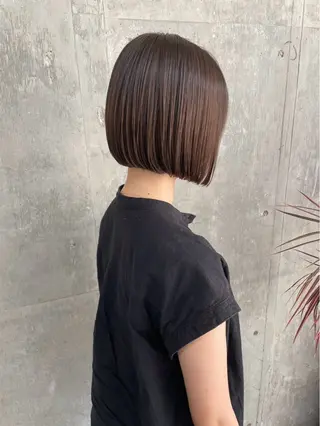 ショート 鈴木瑛里／ブロンド ベージュ／男女のヘアスタイル