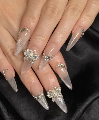 ロング ninabeauty 新宿のネイルデザイン