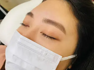 個室サロンAPiLA 橋本あゆみのマツエク・マツパデザイン