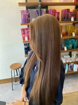 ロング 希優🌺ソムリエ /ブリーチ/カットのヘアスタイル