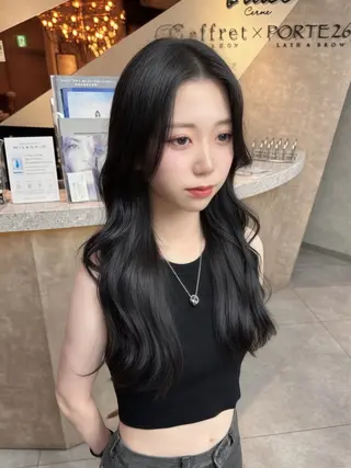 ロング カラー 韓国/レイヤー/ 透明感🩶ひかる🩶のヘアスタイル