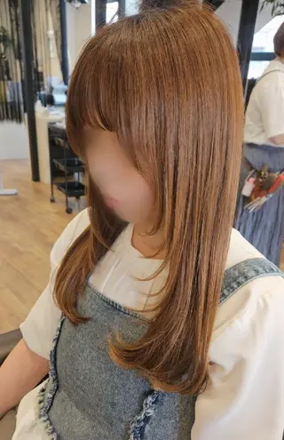 ロング 関口 友菜のヘアスタイル