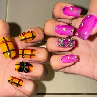 ネイル Beauty Salon amour所属・Seven's / NANAのネイルデザイン