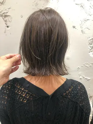 ミディアム 結べるレイヤーボブ くびれLady表参道のヘアスタイル