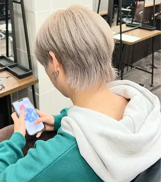 ショート カラー メンズ 透明感style 🌿 ASUKAのヘアスタイル
