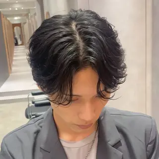 ショート 新宿/センターパート /パーマ/モリオのヘアスタイル