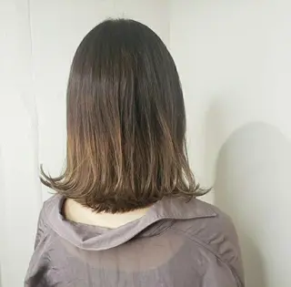 ミディアム 🇰🇷透明感×ハイ トーン🌟tomoのヘアスタイル