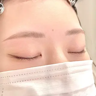 アイブロウ Paulele. 副店長Mizukiのマツエク・マツパデザイン