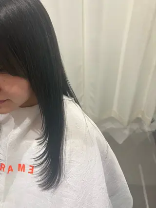 ロング FRAME/ 岡本佳奈のヘアスタイル