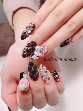 ネイル nailsalon ♡amour♡のネイルデザイン