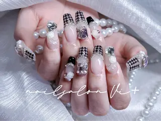ネイル ✨Nailsalon Vi+✨のネイルデザイン