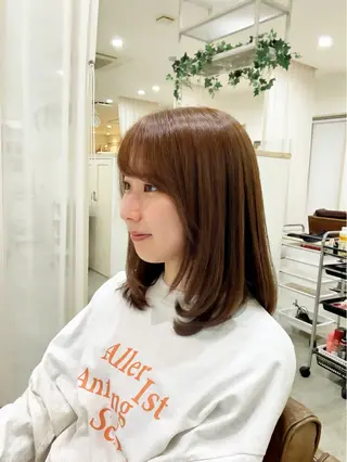ミディアム パーマ adorableはなみずき店所属・唯一無二の曲がる 縮毛矯正 小林のヘアスタイル