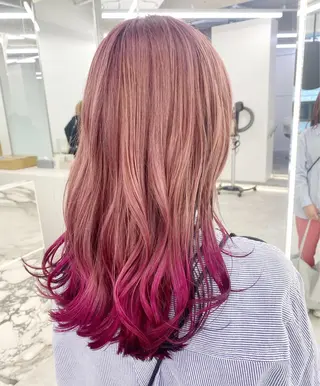 セミロング カラー 🌈haru🌻 藤沢ハイトーン🌈のヘアスタイル