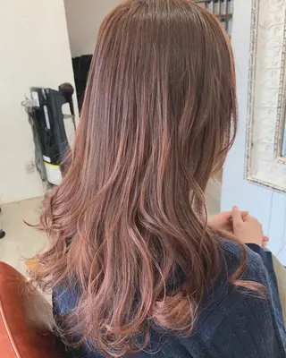 ロング カラー fio マナミのヘアスタイル