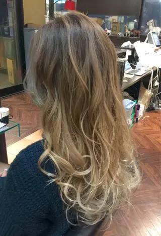 ロング カラー 神野 雅樹のヘアスタイル