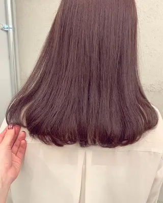 セミロング カラー 透明感/オリーブ/ グレージュ/YUKAのヘアスタイル