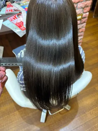 ロング カラー ビーズ緑店所属・片桐 巧貴のヘアスタイル