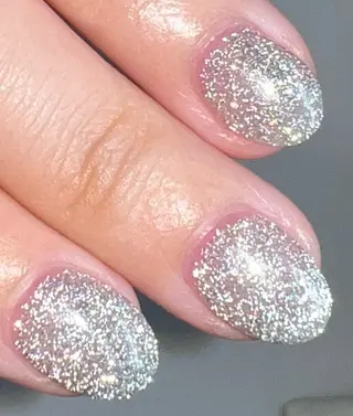 ネイル lash&brow-lumiere【リュミエール】所属・さき さきのネイルデザイン