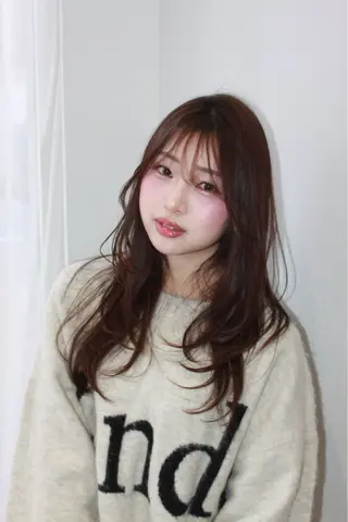 ロング Le'a  谷町🌱 ツボタホノカのヘアスタイル