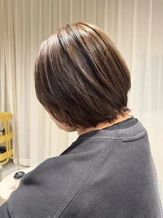 ショート カラー レイヤー/ボブパーマ /垢抜け/タクミのヘアスタイル