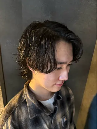 ミディアム パーマ メンズ メンズ パーマ特化のヘアスタイル