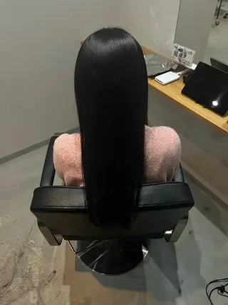 ロング omaフクダ 縮毛矯正/艶髪カラーのヘアスタイル