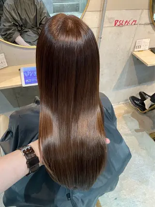 ロング QOO 戸越銀座所属・岩田 梨沙のヘアスタイル