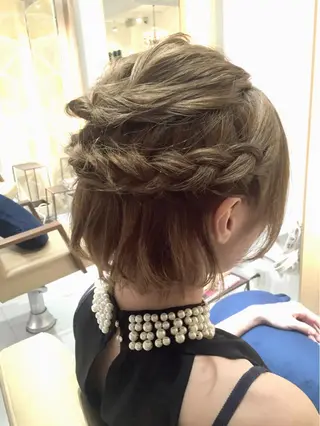 ショート ヘアアレンジ due hair 京都駅前店 MILBON オージュア認定サロン【デューヘアー】所属・ハイトーンブリーチ 土坂 由志【京都】のヘアスタイル