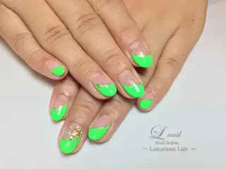 ネイル Li'leaNail AINAのネイルデザイン