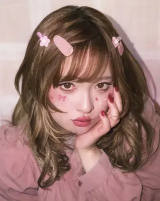 ミディアム 【パリ研修済】貝沼 しおん（モデル募集）のヘアスタイル