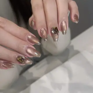 ネイル 安藤 真由香のネイルデザイン