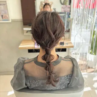 ロング ヘアアレンジ miwa♡暖色カラー 盛れる顔周り.ヘアメのヘアスタイル