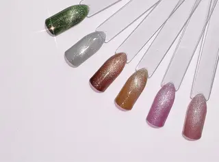 ネイル VIERU 🌈🎀💖のネイルデザイン