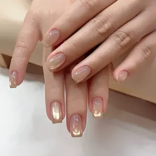 ネイル Emi ネイルサロン所属・平 りんちゃのネイルデザイン