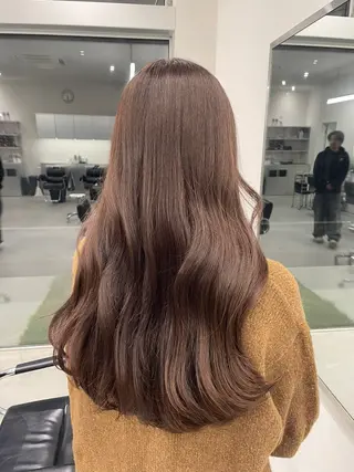 ロング カラー KELLY MITO所属・鶴町 桃香のヘアスタイル