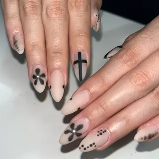 ミディアム WOLTOKYO渋谷 Anzuのネイルデザイン