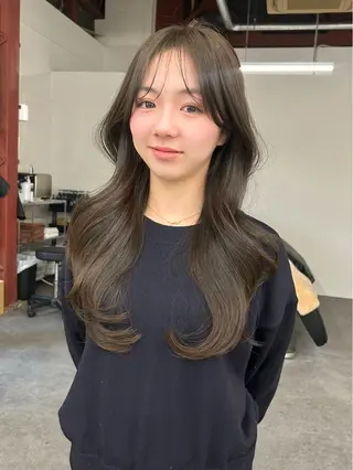 ロング カラー Lien by kiitos所属・韓国ヘア×レイヤー カット/上田丈也のヘアスタイル