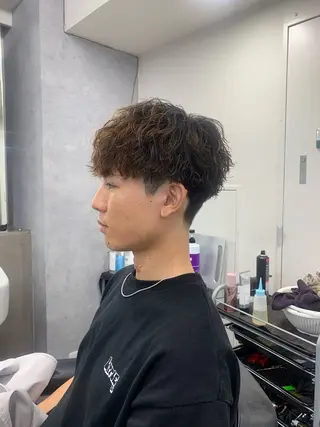 ミディアム 経田 偉央のヘアスタイル