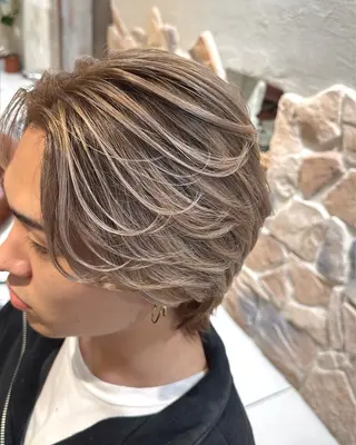 ショート カラー メンズ 新宿メンズパーマ メンズバレイヤージュのヘアスタイル
