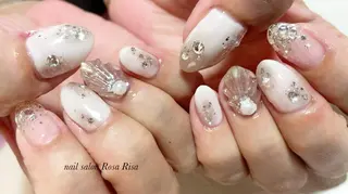 ミディアム ネイル ネイルスタジオ シェイクユアハンズのネイルデザイン