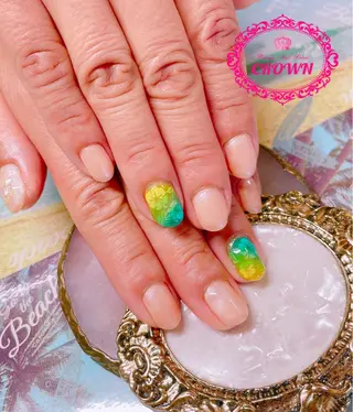 ネイル CROWN プライベートサロンのネイルデザイン