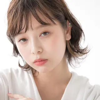 ショート カラー ☘️ブリーチ/ハイト ーン/レイヤー/のヘアスタイル