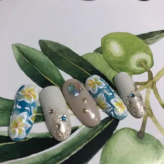 ネイル 奥園 良恵のネイルデザイン